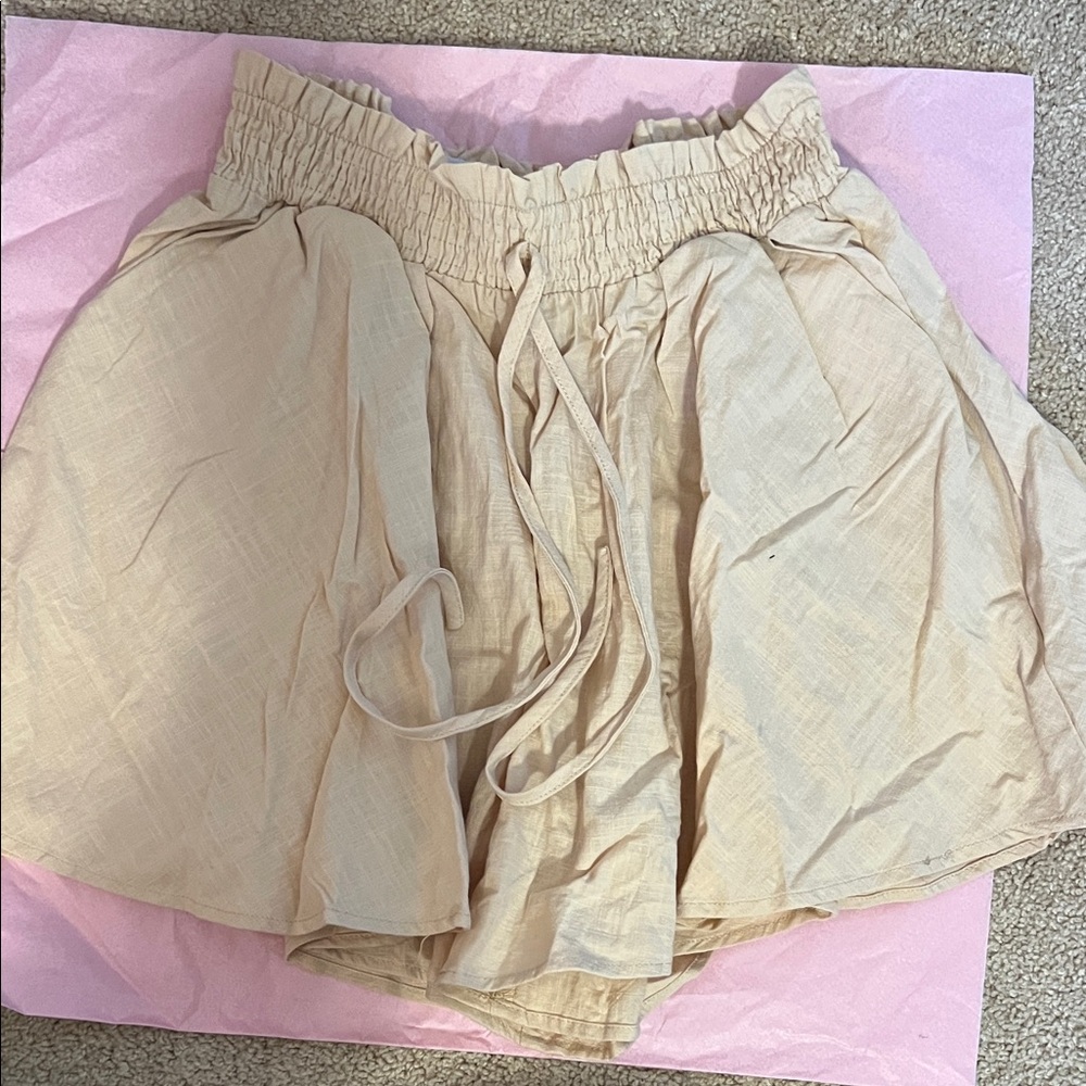Cream High-Waisted Skort